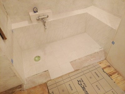 浴室 タイル ミスティパレット トラブラン