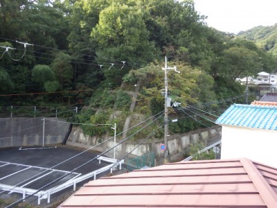 台風 山からの風 被害 修繕 屋根  トラブラン 神戸市