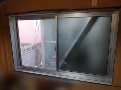 窓 カバー工法 完成 リフォーム ビル 店舗 トラブラン