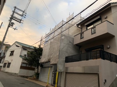 外壁塗装 足場組立 作業中 須磨区 北区 神戸市 トラブラン