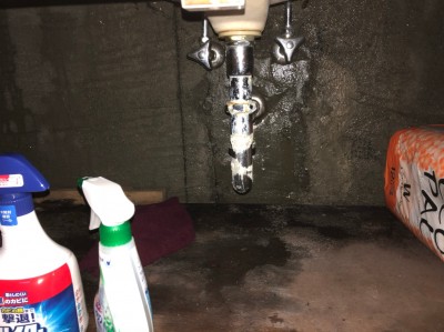 ホテル漏水補修工事 洗面台下 水漏れ トラブラン 