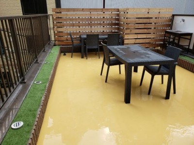 完成 店舗屋上 飲食店 ビヤガーデン 神戸市 トラブラン