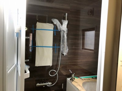 賃貸マンション 新品 浴室 小物取り付け 神戸市 トラブラン