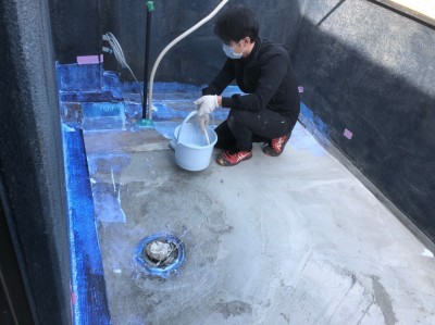 ベランダ 防水塗装 プライマー塗装 神戸市 トラブラン 防水
