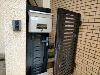 門扉移設 取替え前 リフォーム 門の交換 戸建て トラブラン 神戸市