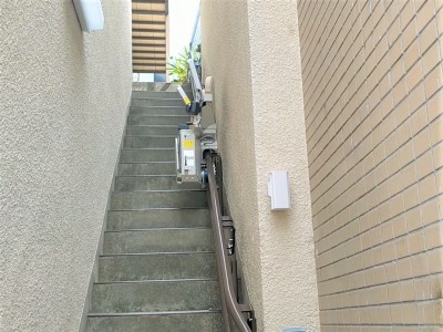 屋外 曲がり階段用 左肘掛け側 タスカルアルーラ 試運転 神戸市 トラブラン