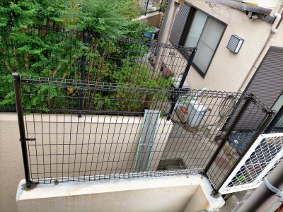 フェンスの交換工事 設置済 防犯対策 設置後 神戸市 トラブラン