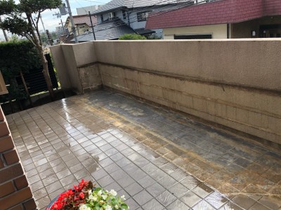 戸建て 花壇撤去 タイル修繕 外壁 塗装のリフォーム 神戸市 トラブラン