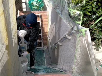 階段 壁 吹き付け塗装 吹き付け機 リフォーム 神戸市 トラブラン
