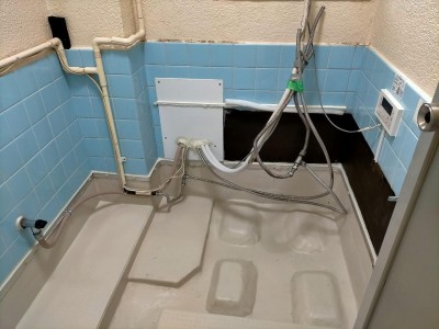 浴室 コーキング 補修 タイル お風呂場 リフォーム 防水加工 乾燥 神戸市 トラブラン
