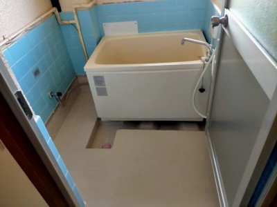 賃貸物件 現調 修繕依頼 浴室 リフォーム 防水工事 神戸市 トラブラン