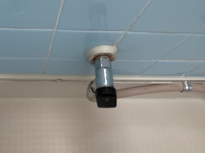 浴室 ガスの元栓 コーキング 補修 タイル 扉 リフォーム 防水加工 神戸市 トラブラン