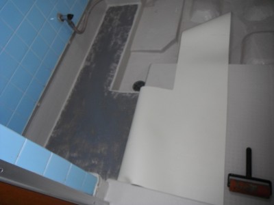 浴室床用シート 浴室床 カット 床リフォーム 神戸市 トラブラン