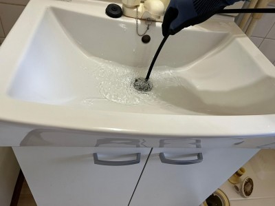 賃貸 洗面化粧台 洗管作業 メンテナンス 排水口詰まり 神戸市 トラブラン