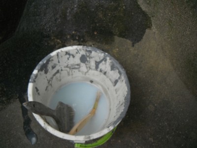 下塗り プライマー 下地処理剤 庭池 防水修繕 工事　神戸市 トラブラン