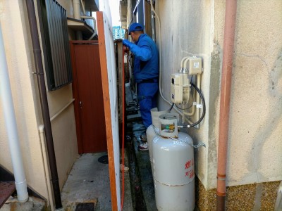 桝周辺 清掃作業 詰まり解消 高圧洗浄 排水管 神戸市 トラブラン 葛原設備工業