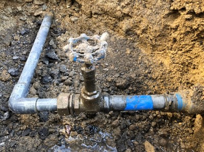 止水栓 バルブ 漏水箇所確認 交換工事 神戸市 トラブララン 葛原設備工業
