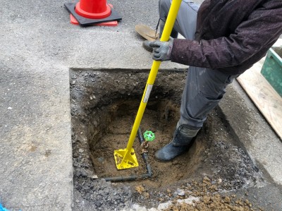 埋戻し 転圧 止水栓 取替え工事 敷地内 水漏れ 神戸市 トラブラン