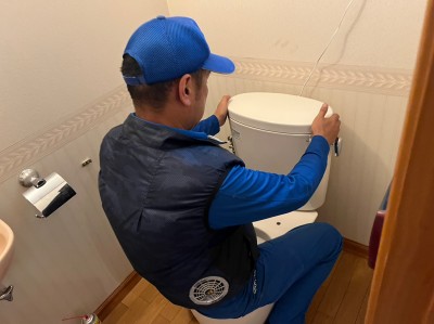 タンク 設置 トイレ リモデル 交換工事 取替え 神戸市 トラブラン 葛原設備工業