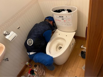 便器 設置 トイレ リモデル 交換工事 取替え 神戸市 トラブラン 葛原設備工業