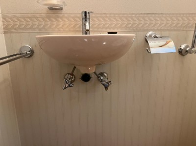 手洗器 排水口部品 丸鉢排水金具 排水トラップ 交換工事 神戸市 トラブラン