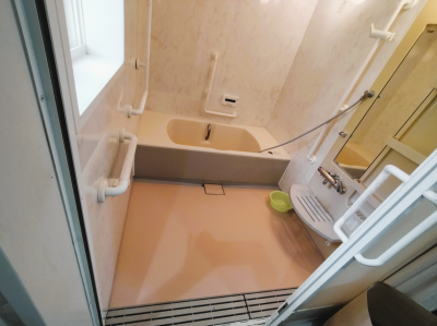 浴室床 貼替工事 浴室 お風呂 リフォーム AFTER 神戸市 トラブラン