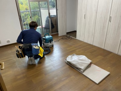 清掃 洋室 壁紙 貼替 クローゼット 設置 内装 リフォーム 神戸市 トラブラン