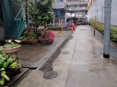 仮復旧 埋戻し 私道 排水管設置 共同桝 引替え工事 神戸市 トラブラン