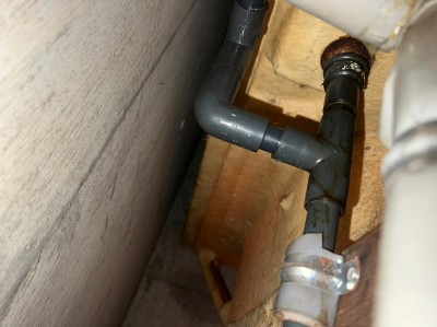 浴室水栓 配管 給水管 給湯管 漏水調査 水栓交換工事 神戸市 トラブラン