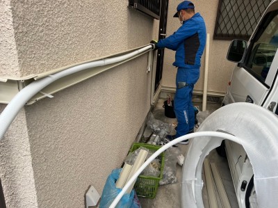 配管カバー 給水管 設置 保護 漏水工事 ポリブデンパイプ 神戸市 トラブラン