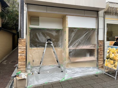 養生 外観 下地塗装 店舗改装 外装工事 新店舗 神戸市 トラブラン 