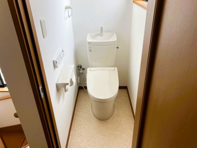 LIXIL アメージュ トイレのリフォーム トイレの入れの入替え 神戸市 トラブラン