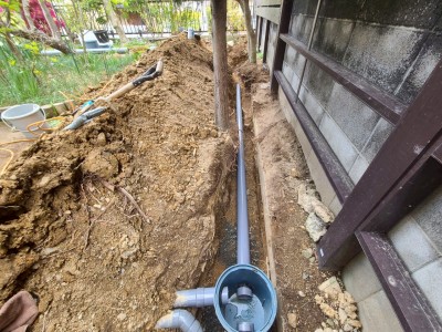 庭 雨水桝 配管 交換工事 バケツ桝 設置 マス 神戸市 トラブラン