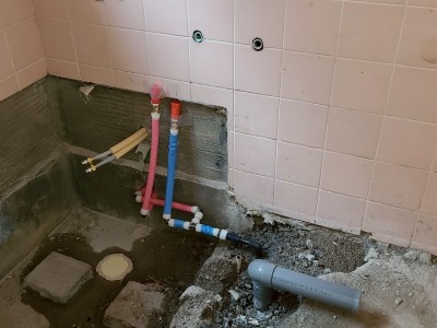 浴室水栓 給水管 給湯管 取替え 引替え ポリブデンパイプ 神戸市 トラブラン