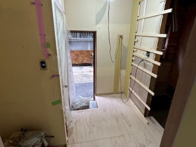 浴室 脱衣所 断熱材 設置 根太 床 コンパネ リフォーム 神戸市 トラブラン
