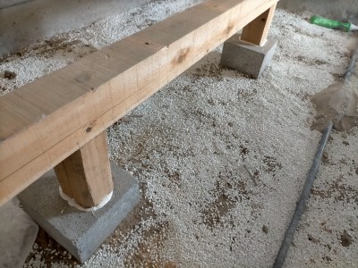 床下土間 床下調湿材 防虫 防カビ 消臭 天然ゼオライト 床 神戸市 トラブラン