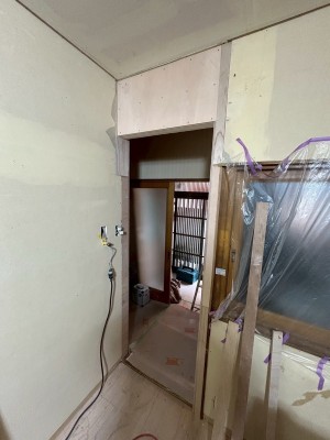 リビング扉 壁 造作 お家のリフォーム 戸建て 内装 神戸市 トラブラン