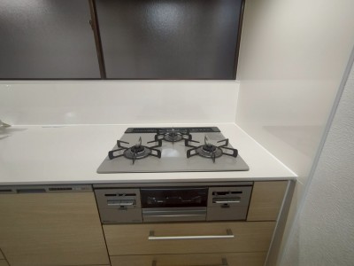 キッチン ガラストップ両面焼コンロ クラッソ リフォーム 交換工事 神戸市 トラブラン