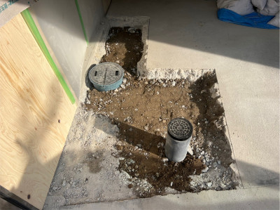 駐車場 塩ビ桝 交換工事 埋戻し モルタル 埋設 神戸市 トラブラン 駐車場 塩ビ桝 交換工事 埋戻し モルタル 埋設 神戸市 トラブラン