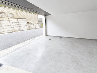 駐車場 ひび割れ エポキシ樹脂注入 塩ビ桝 交換工事 修繕 神戸市 トラブラン 駐車場 ひび割れ エポキシ樹脂注入 塩ビ桝 交換工事 修繕 神戸市 トラブラン