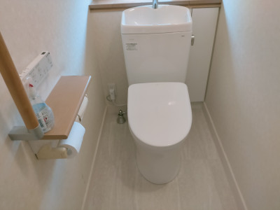 トイレ TOTO ピュアレスト QR 交換工事 リフォーム 神戸市 トラブラン トイレ TOTO ピュアレスト QR 交換工事 リフォーム 神戸市 トラブラン